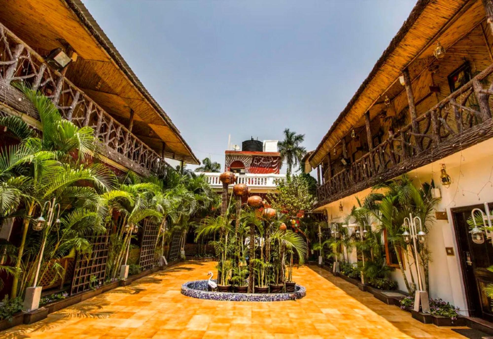 Heritage Hotel Лакхнау Екстер'єр фото